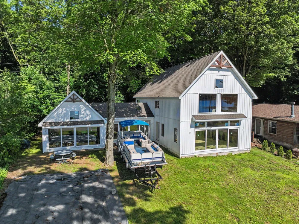 50756 Garrett Road Silver Creek Township, MI 49047