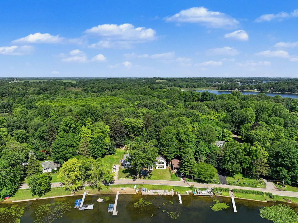 50756 Garrett Road Silver Creek Township, MI 49047
