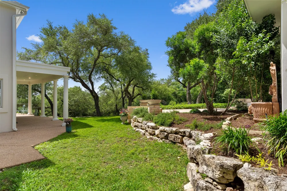 3735 Lost Creek Boulevard Austin, TX 78735