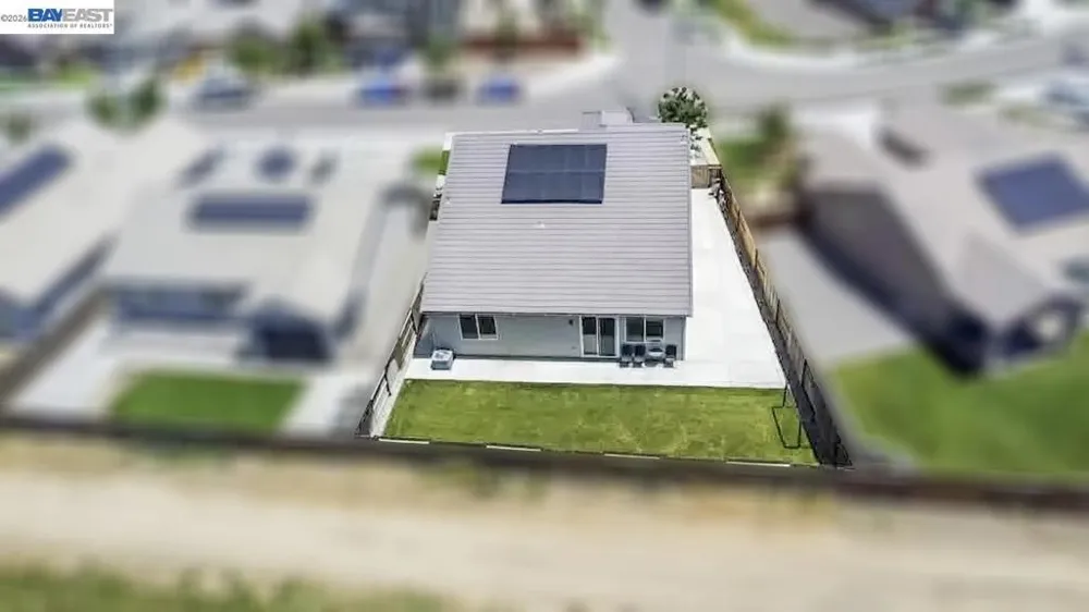1893 Summit Dr Los Banos, CA 93635