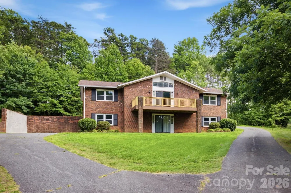 2671 Shady Grove Road Connelly Springs, NC 28612
