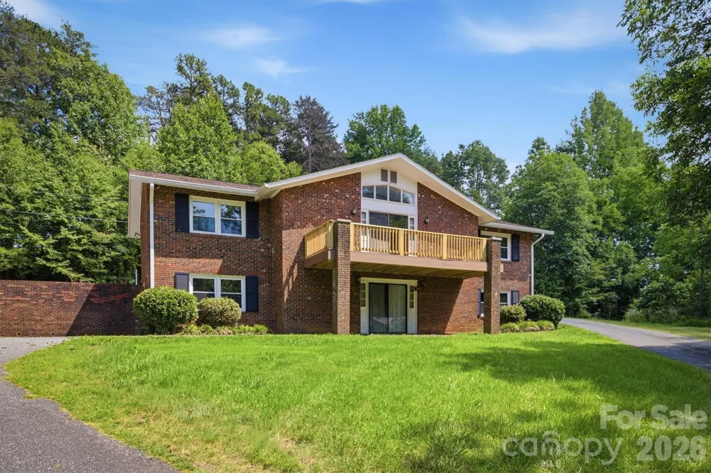 2671 Shady Grove Road Connelly Springs, NC 28612