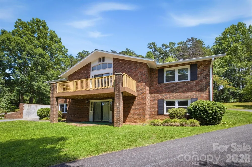 2671 Shady Grove Road Connelly Springs, NC 28612