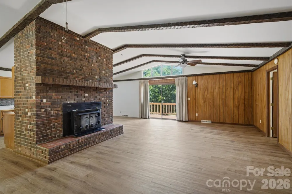 2671 Shady Grove Road Connelly Springs, NC 28612