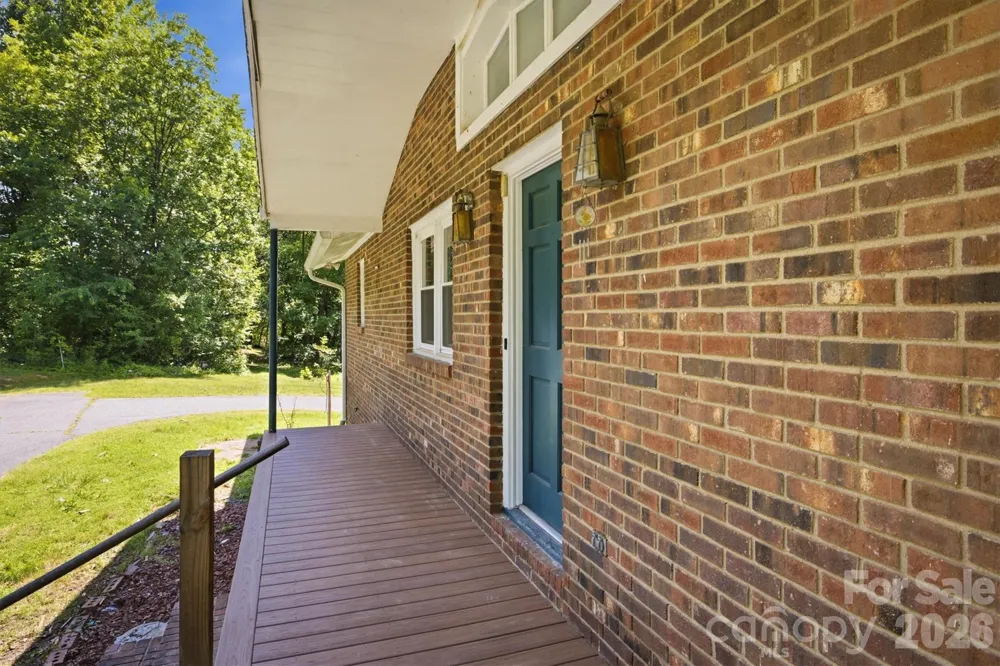 2671 Shady Grove Road Connelly Springs, NC 28612