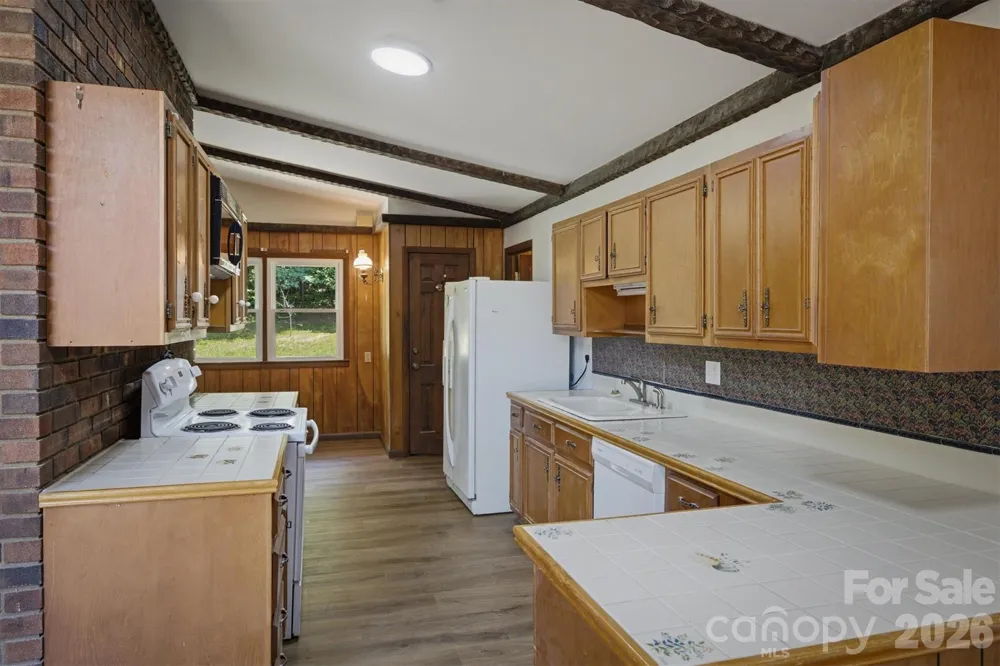 2671 Shady Grove Road Connelly Springs, NC 28612