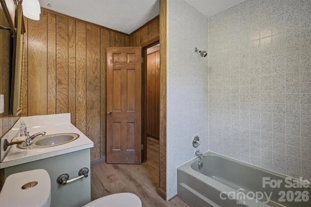 2671 Shady Grove Road Connelly Springs, NC 28612