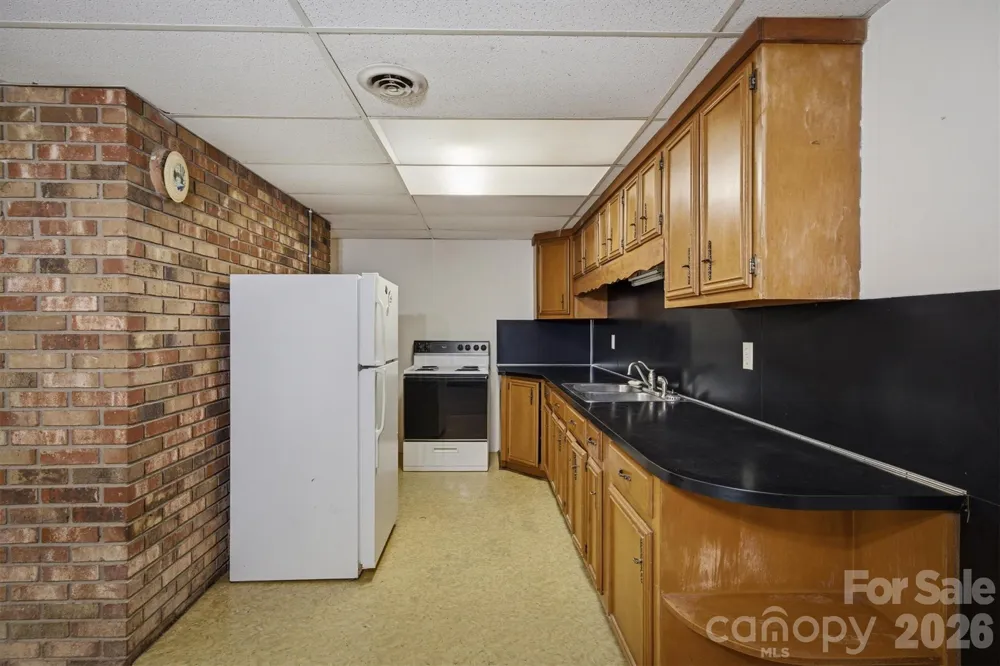 2671 Shady Grove Road Connelly Springs, NC 28612