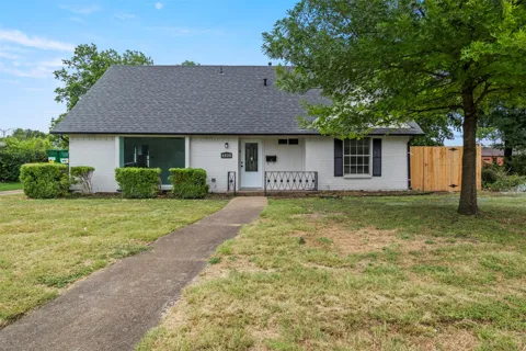 6830 Golf Hill Drive