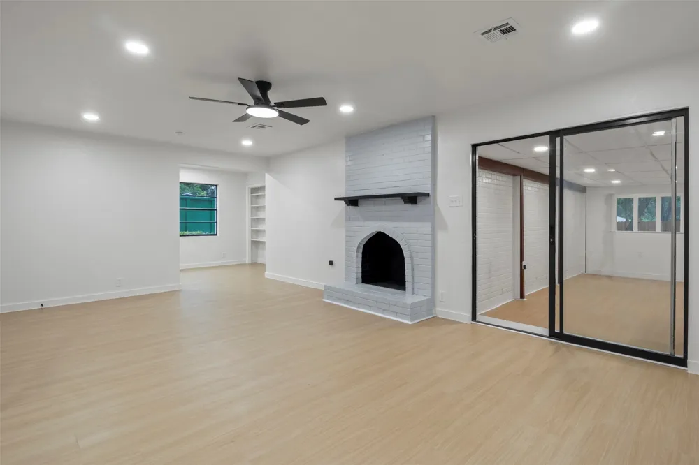 6830 Golf Hill Drive Dallas, TX 75232