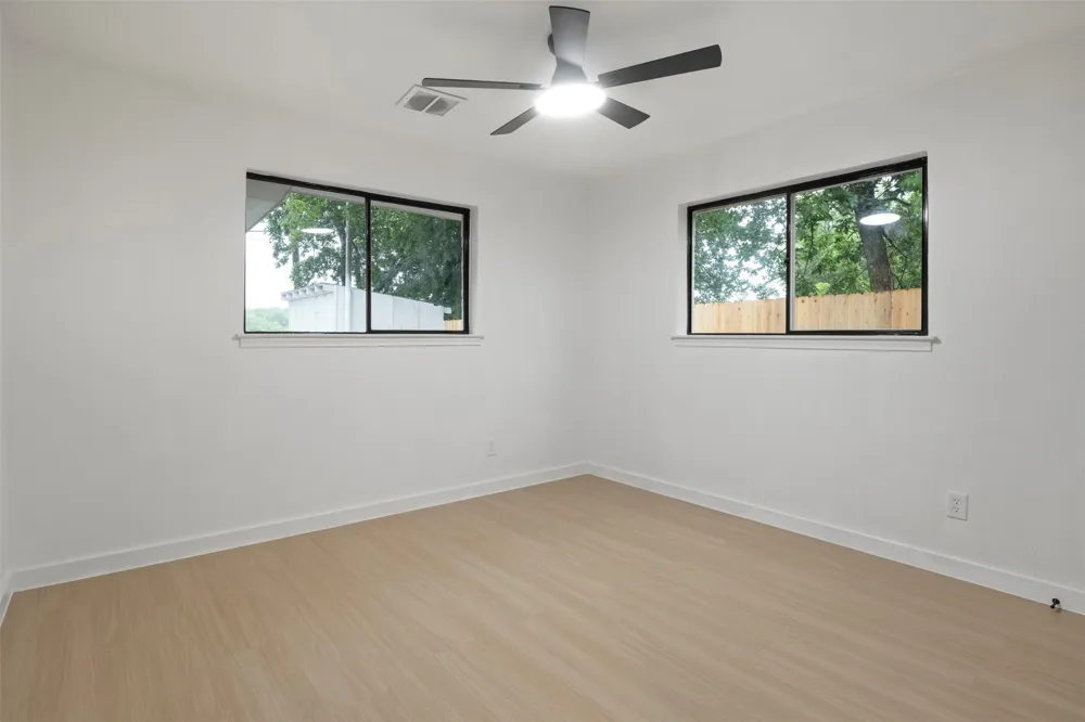6830 Golf Hill Drive Dallas, TX 75232
