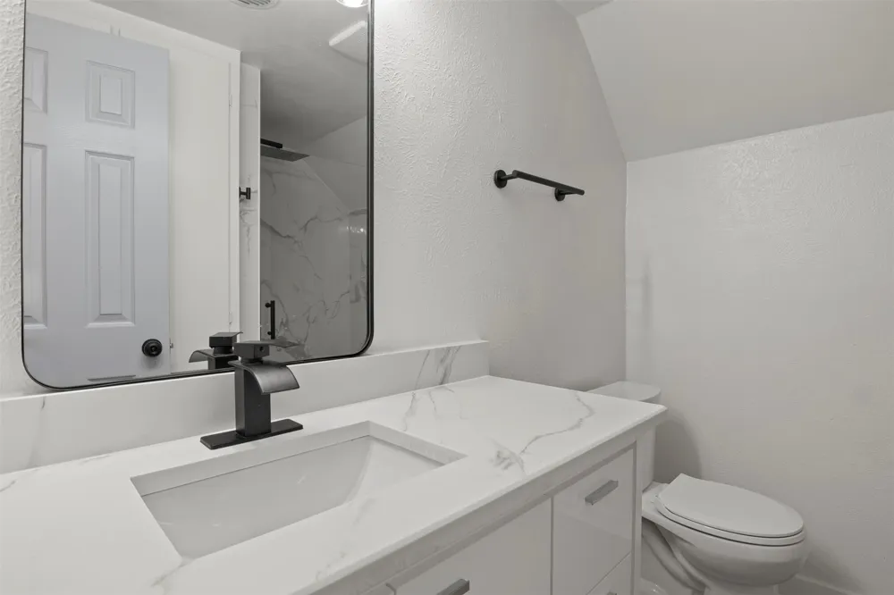 6830 Golf Hill Drive Dallas, TX 75232