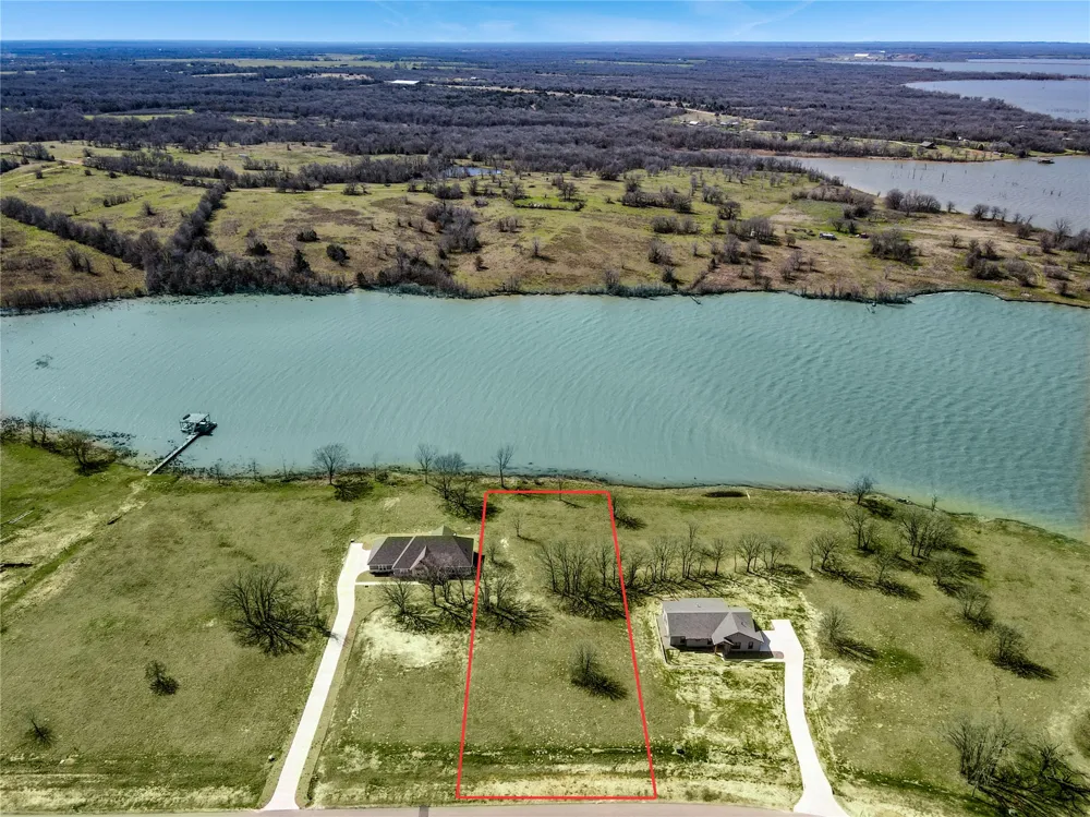 66 Admiral Shores Streetman, TX 75840
