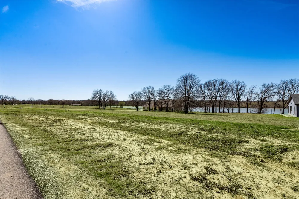 66 Admiral Shores Streetman, TX 75840