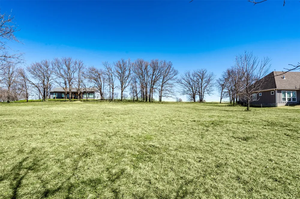 66 Admiral Shores Streetman, TX 75840