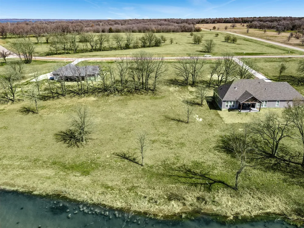 66 Admiral Shores Streetman, TX 75840