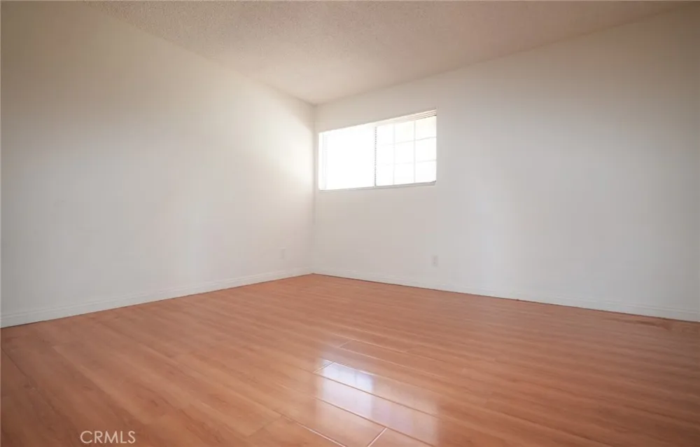 16600 Seville #C Fontana, CA 92335