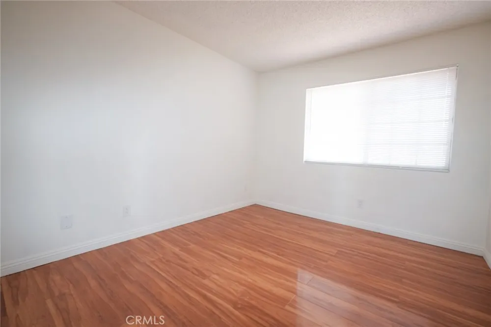 16600 Seville #C Fontana, CA 92335