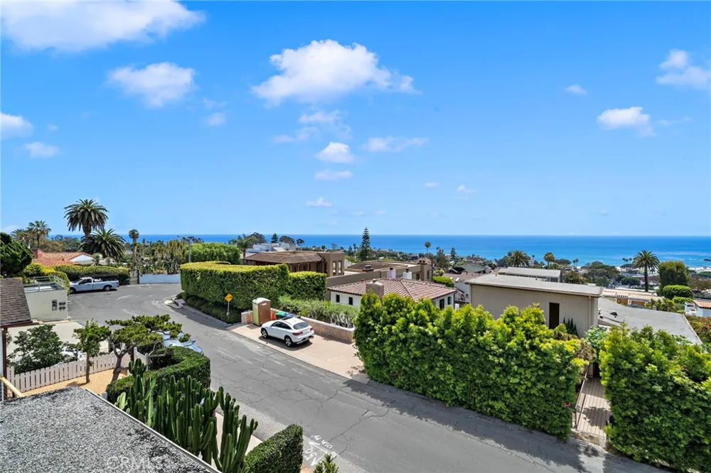 459 Hilledge Drive Laguna Beach, CA 92651