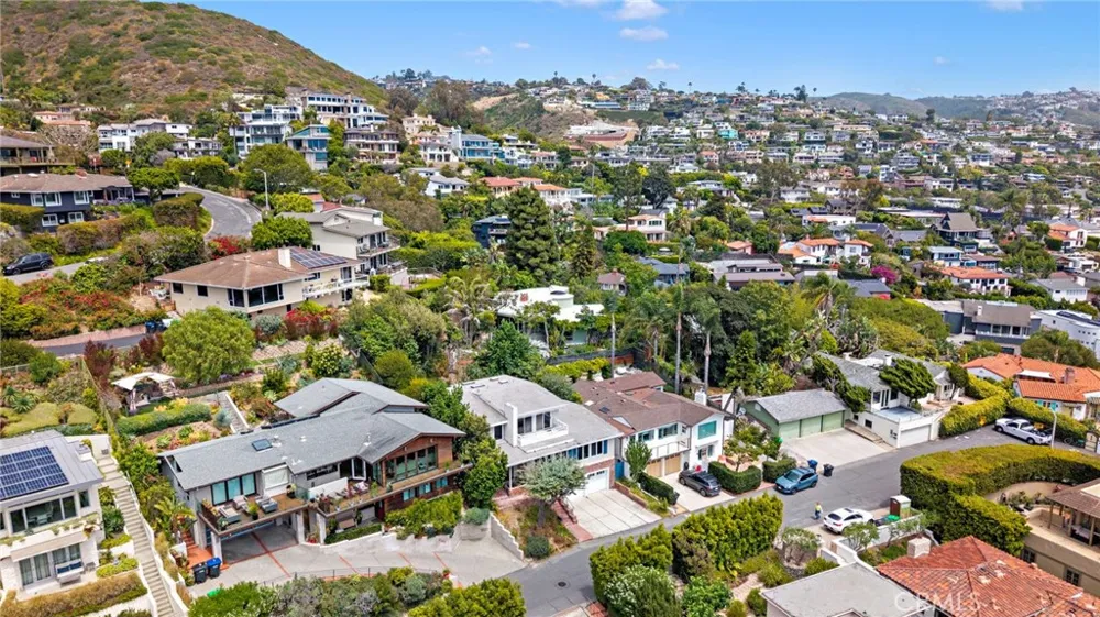 459 Hilledge Drive Laguna Beach, CA 92651