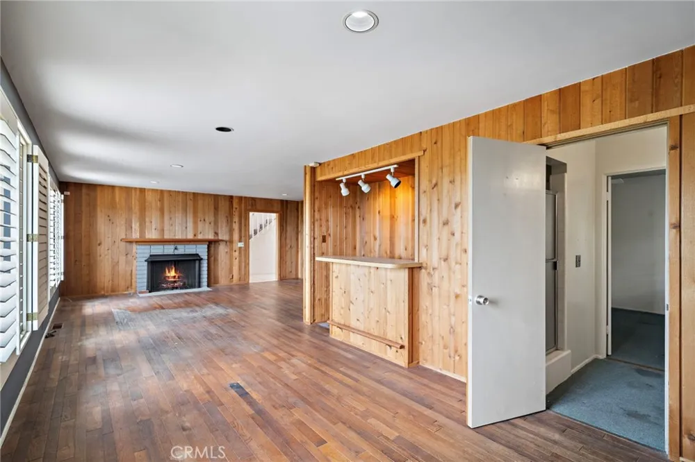 459 Hilledge Drive Laguna Beach, CA 92651