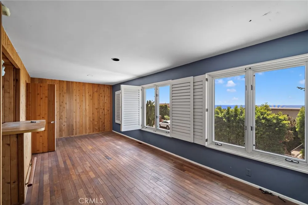 459 Hilledge Drive Laguna Beach, CA 92651