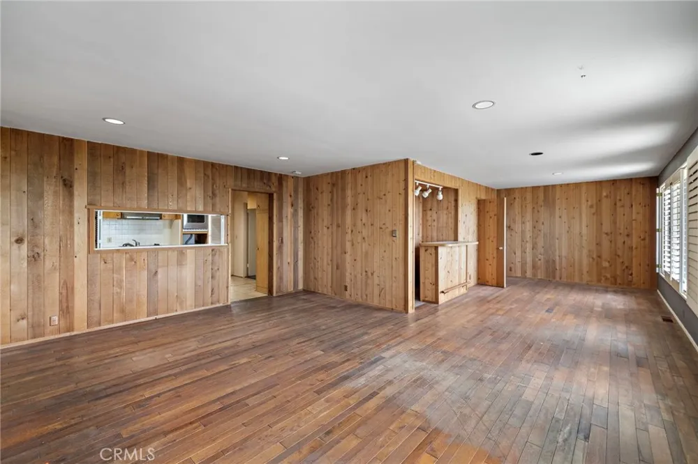 459 Hilledge Drive Laguna Beach, CA 92651