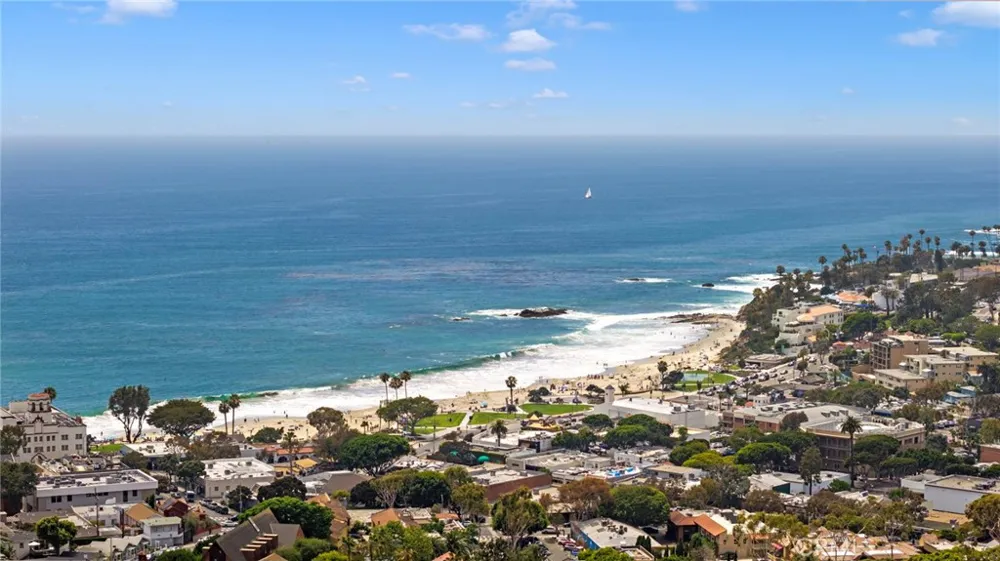 459 Hilledge Drive Laguna Beach, CA 92651