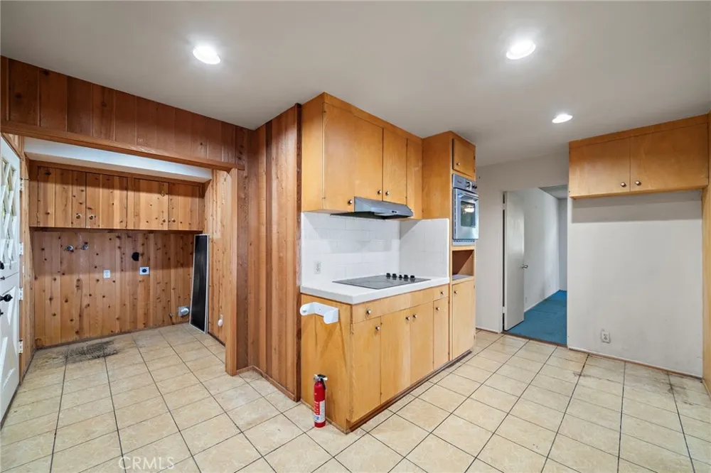 459 Hilledge Drive Laguna Beach, CA 92651