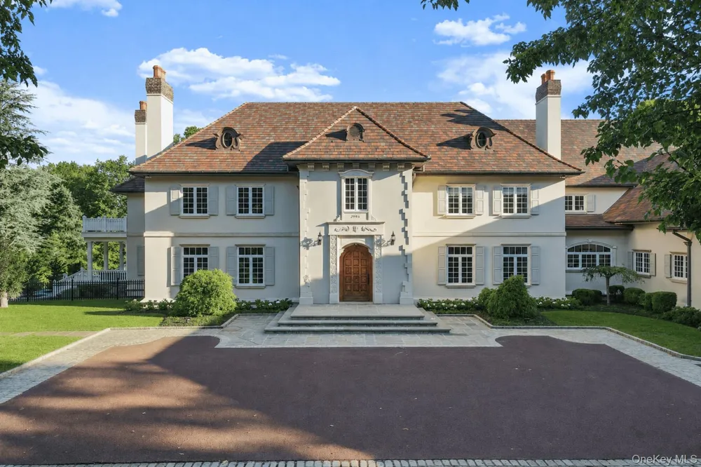 4 Cowdray Park Drive Armonk, NY 10504