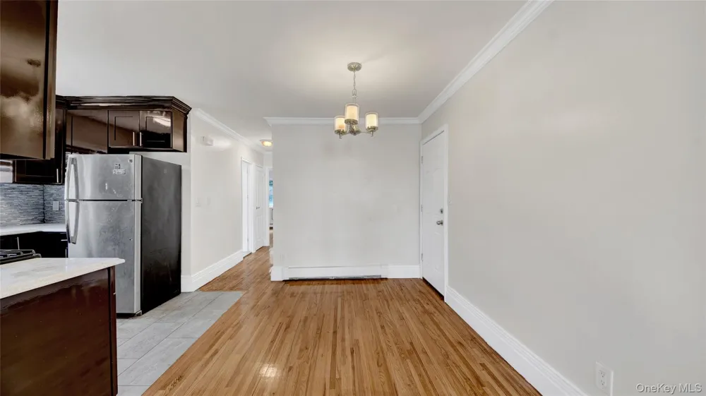 4392 Carpenter apt #2 Avenue Bronx, NY 10466