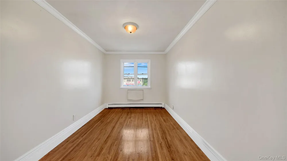 4392 Carpenter apt #2 Avenue Bronx, NY 10466