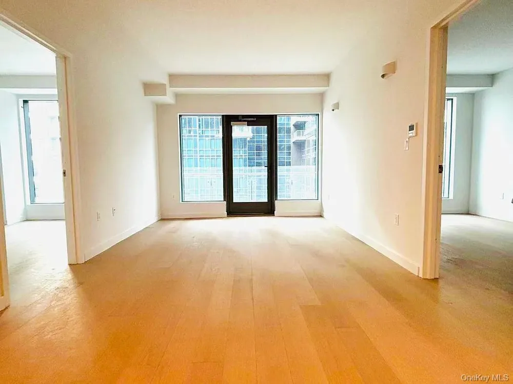 3371 Prince Street #8C Flushing, NY 11354