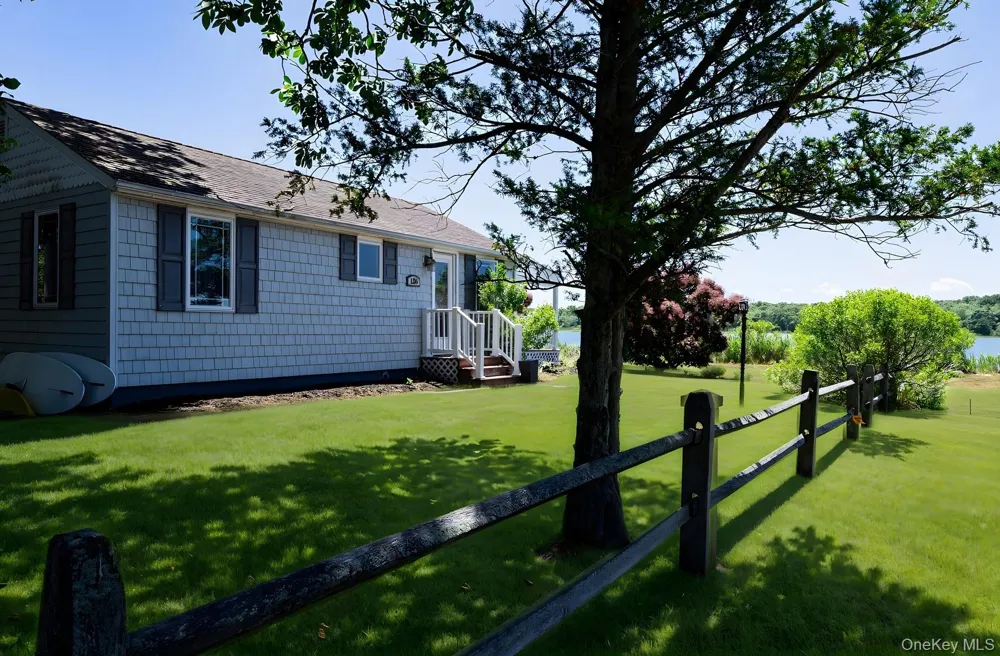 136 Bayview Avenue Southold, NY 11971