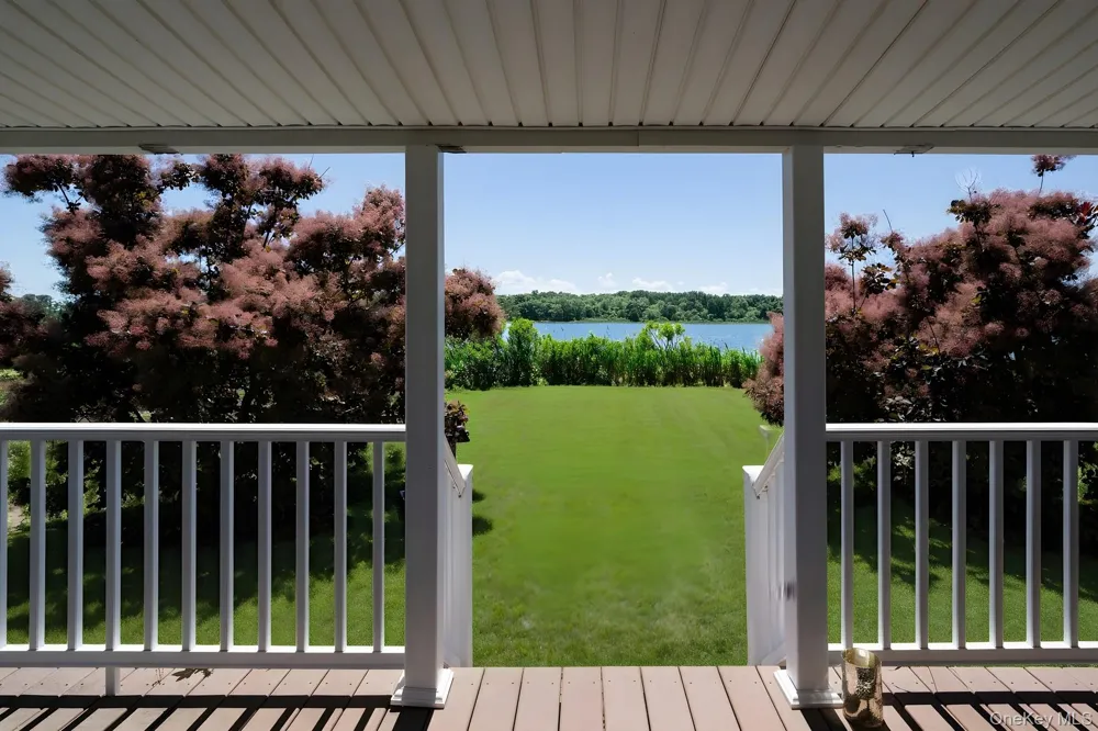 136 Bayview Avenue Southold, NY 11971