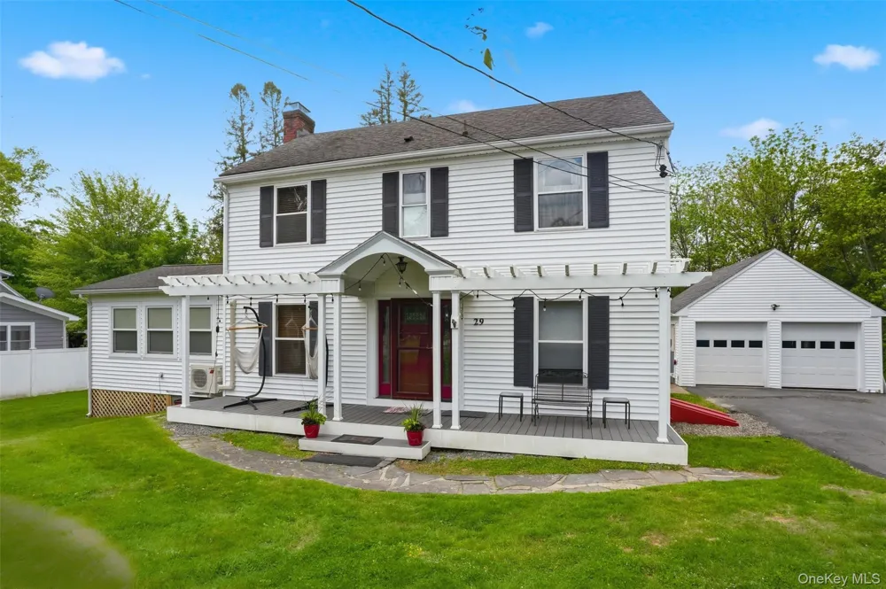 29 Academy Street Kerhonkson, NY 12446