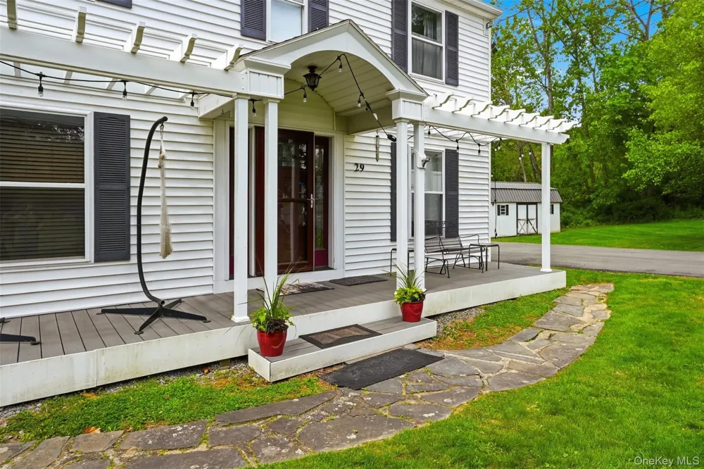 29 Academy Street Kerhonkson, NY 12446