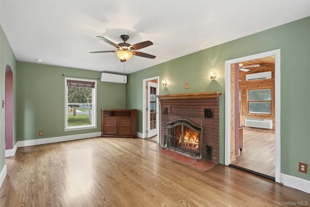 29 Academy Street Kerhonkson, NY 12446