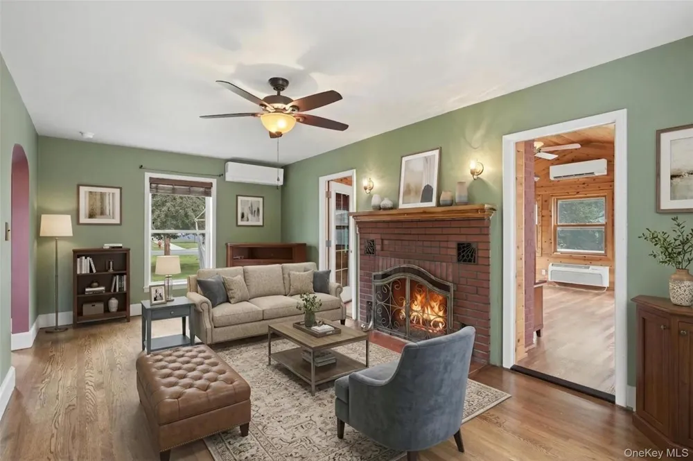 29 Academy Street Kerhonkson, NY 12446