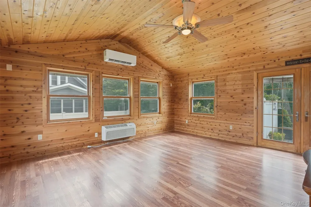 29 Academy Street Kerhonkson, NY 12446
