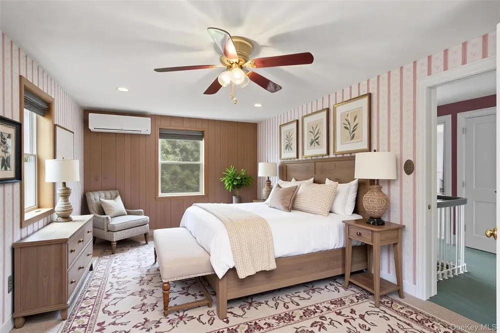 29 Academy Street Kerhonkson, NY 12446