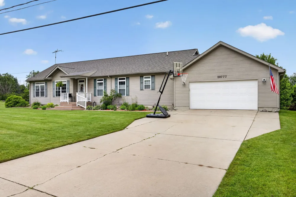 20777 Walnut Drive Reed City, MI 49677