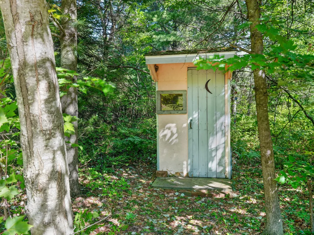 4473 Hamilton Drive Harrison, MI 48625