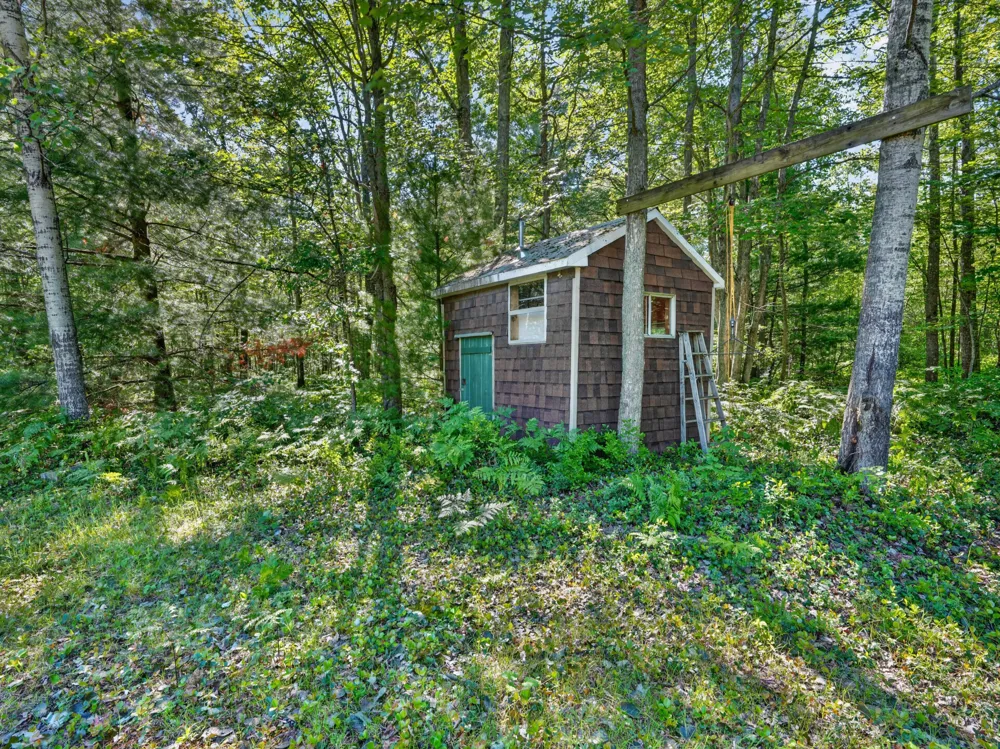 4473 Hamilton Drive Harrison, MI 48625