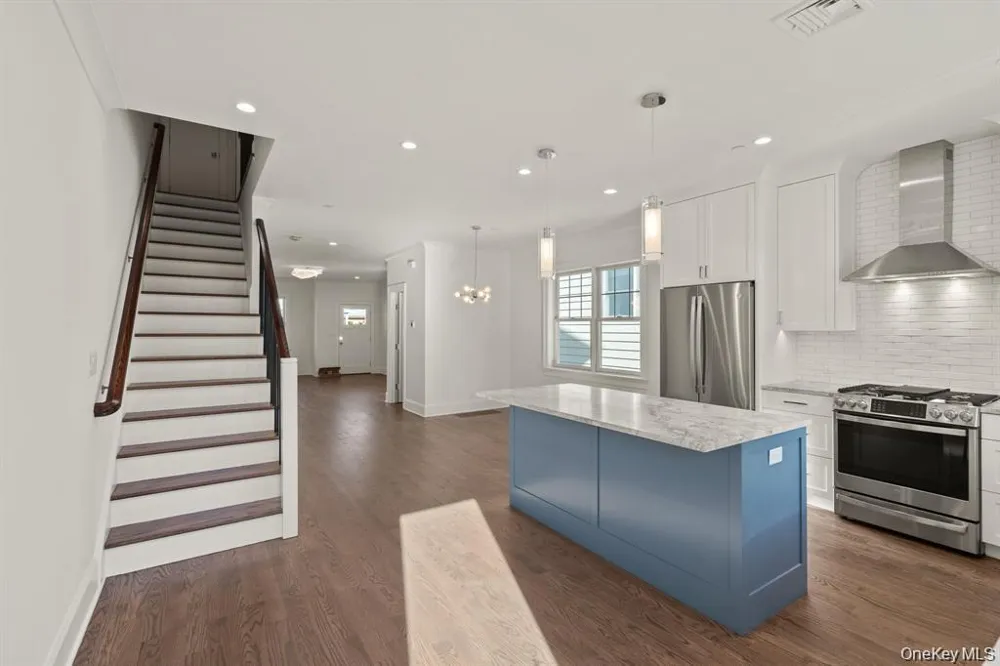 31 Maple Avenue Harrison, NY 10528
