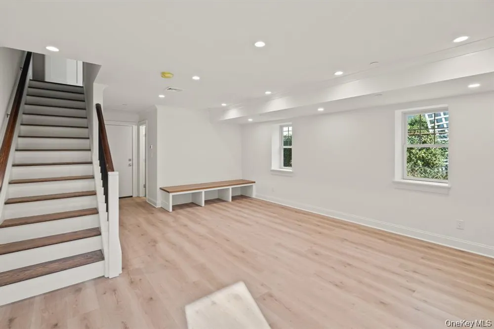 31 Maple Avenue Harrison, NY 10528