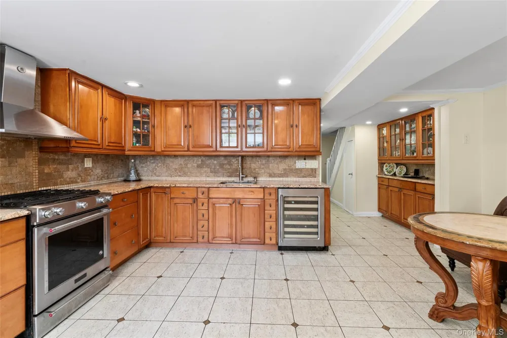 5902 70th Street Maspeth, NY 11378
