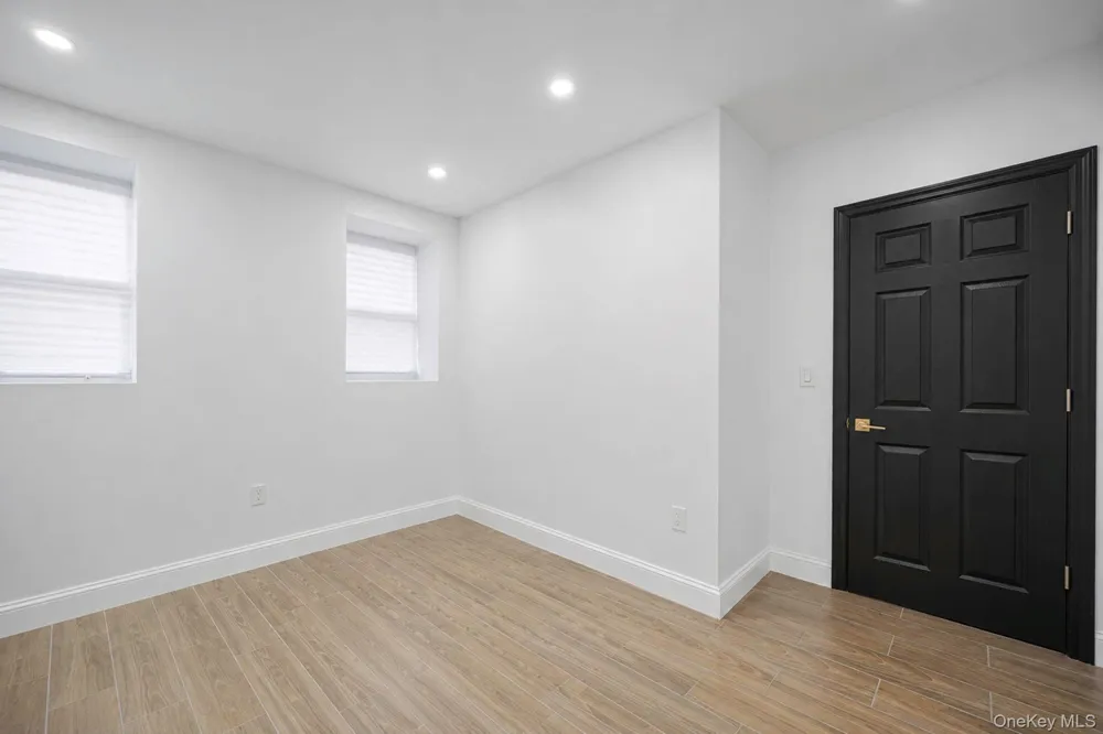 2775 Pond Place Bronx, NY 10458