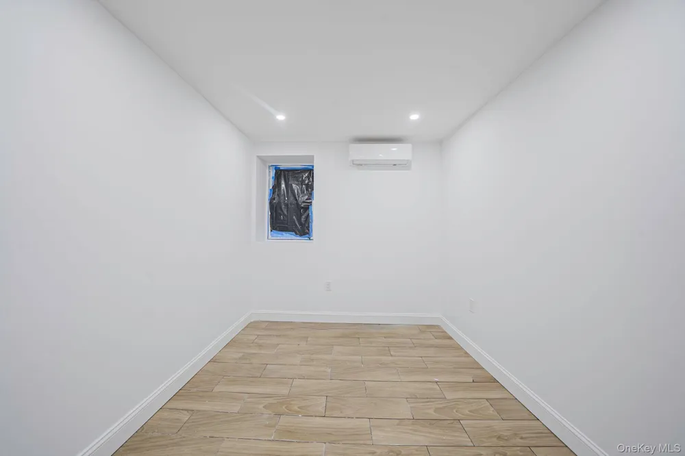 2775 Pond Place Bronx, NY 10458