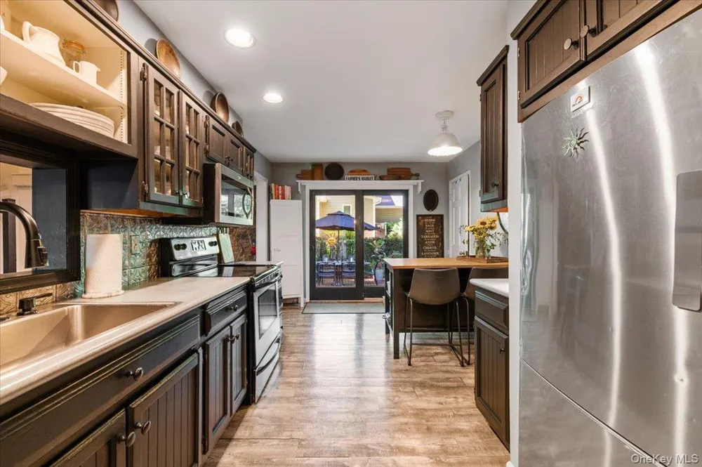 10 Rancher Place Huntington, NY 11743